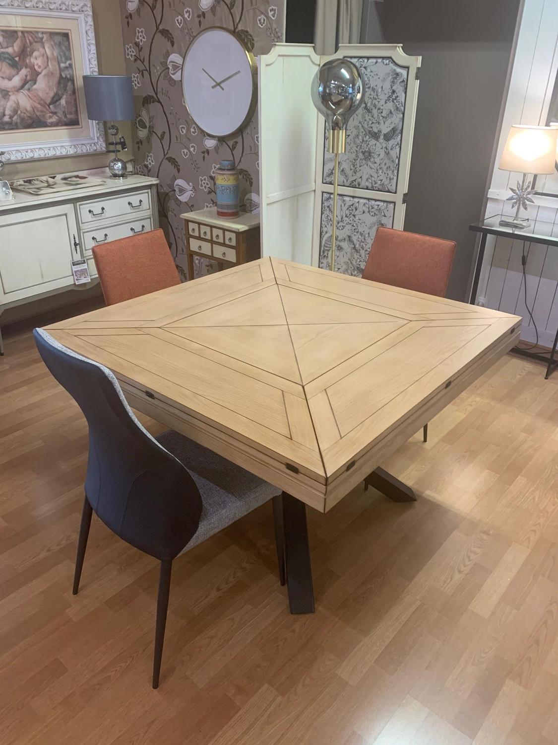 Table MENTON